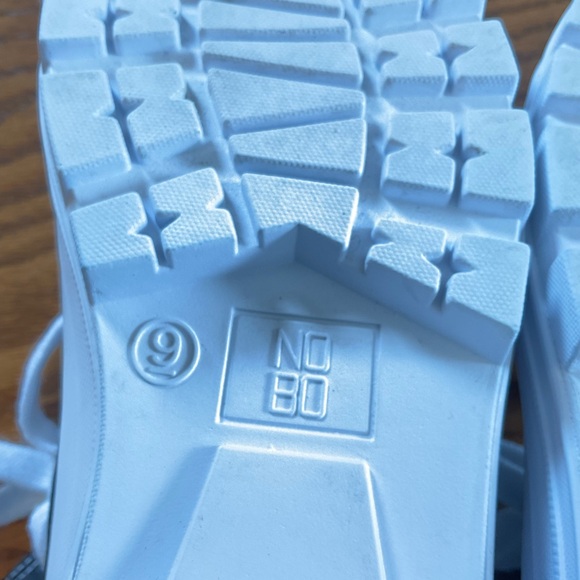 No Boundaries Women’s NB Lug Canvas High Top Sneaker, Sz 9 - Picture 6 of 9